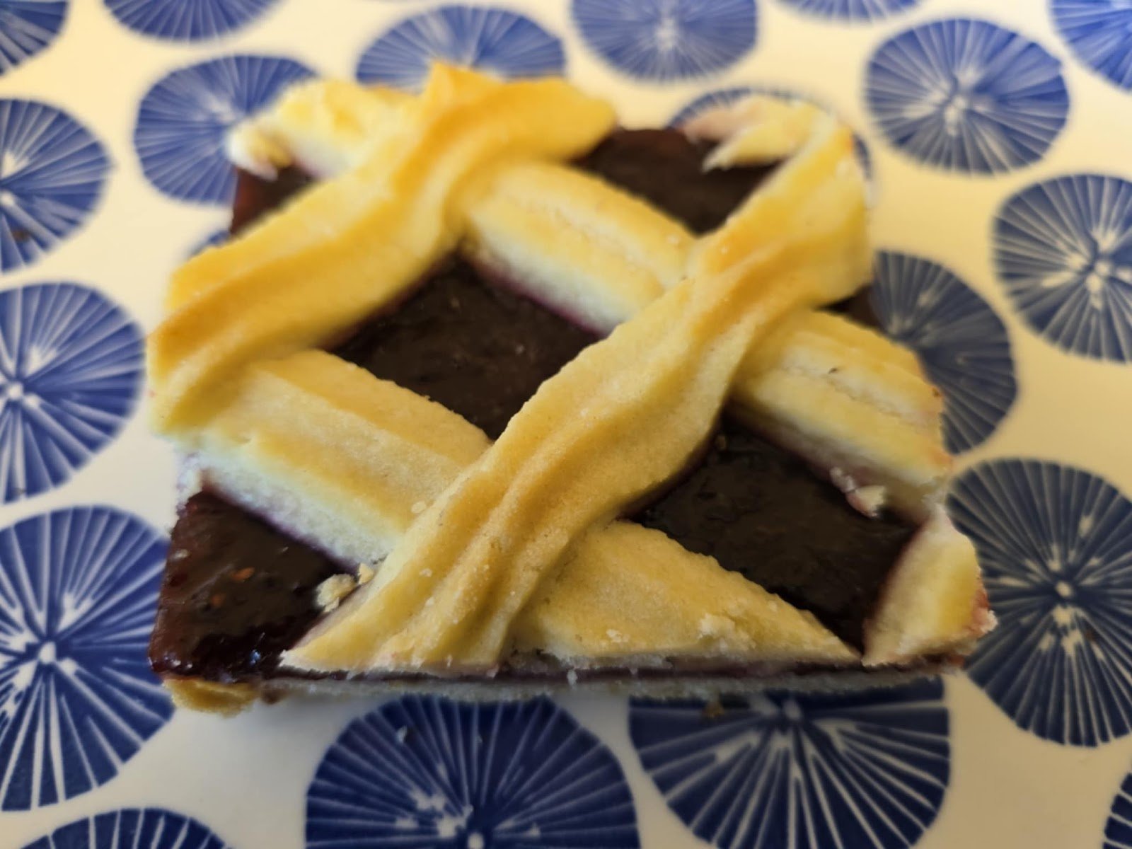 Raspberry Lattice Square